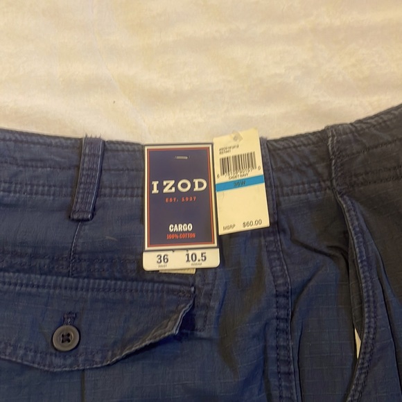 Izod blue men’s cargo shorts NWT - Picture 3 of 7